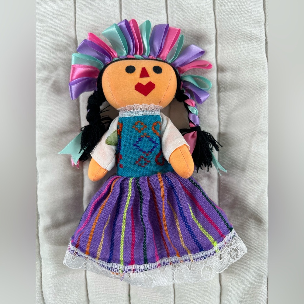 Handmade adjustable traditional Mexican doll
